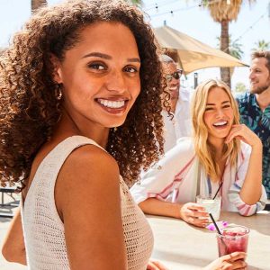 Tommy Bahama Marlin Bar